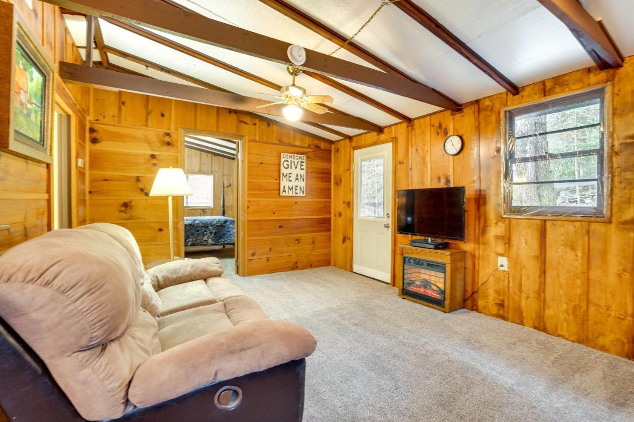 Peaceful Warne Cabin Fenced Yard And Screened Porch Brasstown Exterior foto